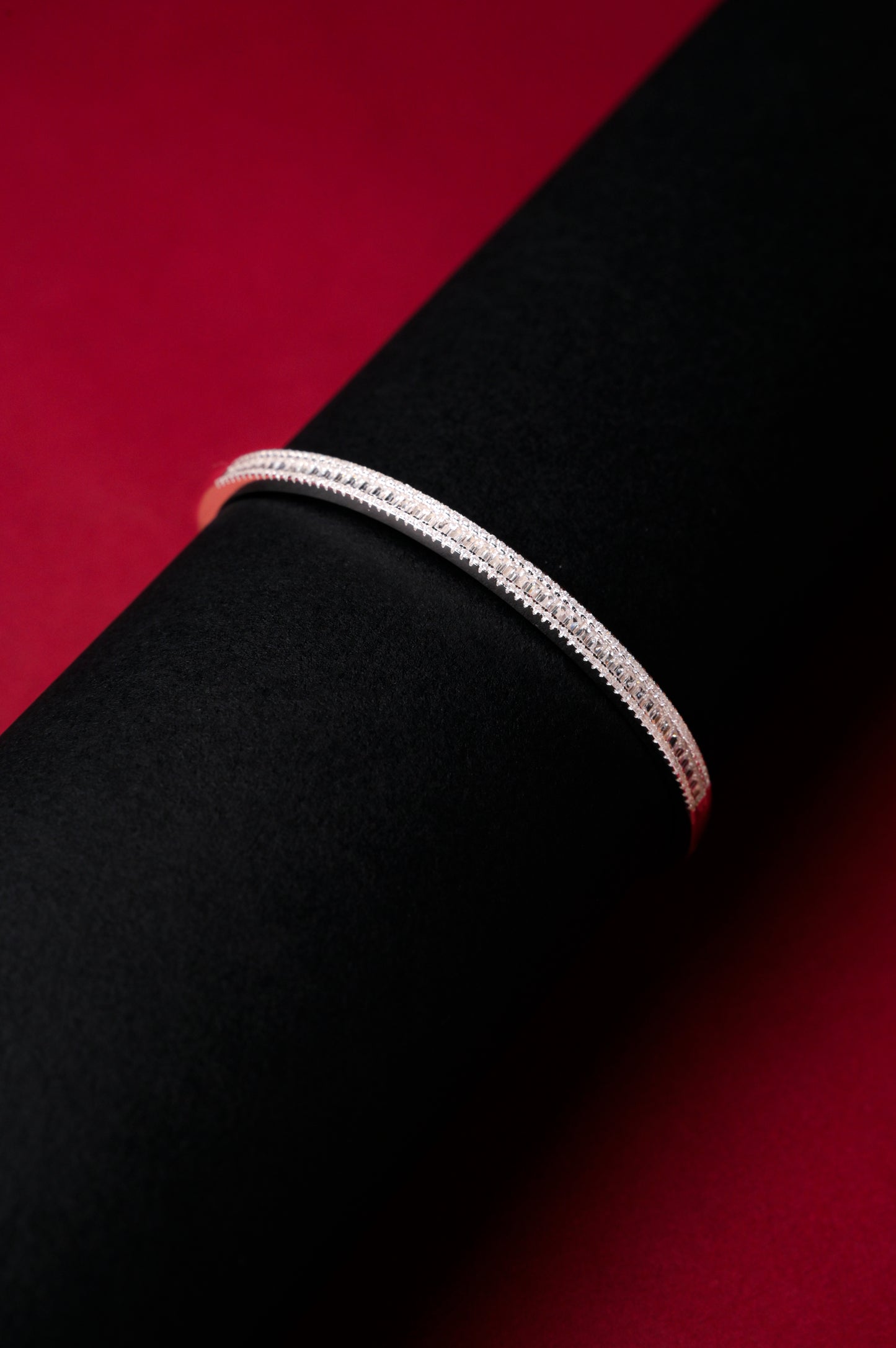 Linéa Grace Pavé Bangle