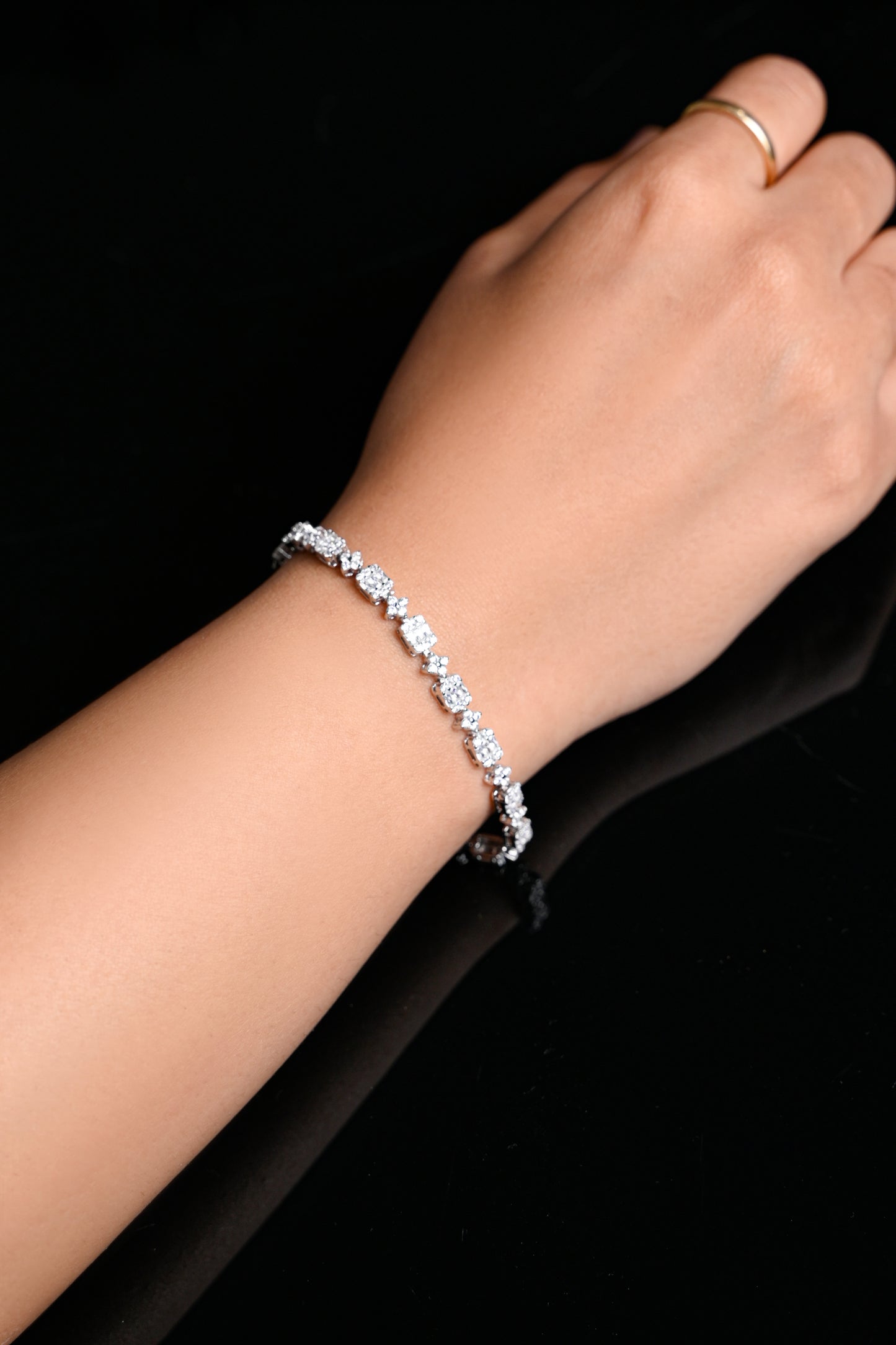 Luminous Classic Tennis Bracelet