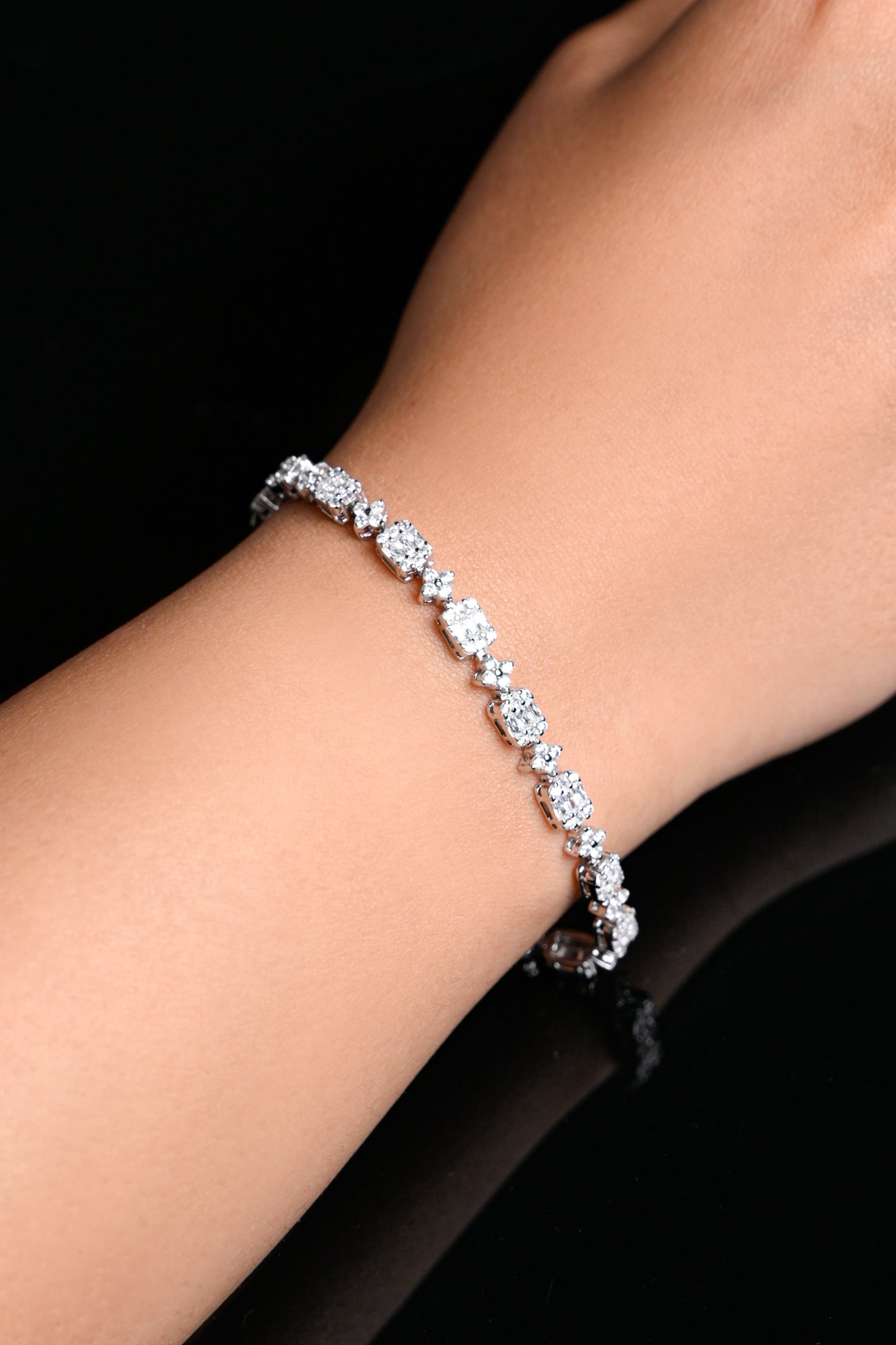 Luminous Classic Tennis Bracelet