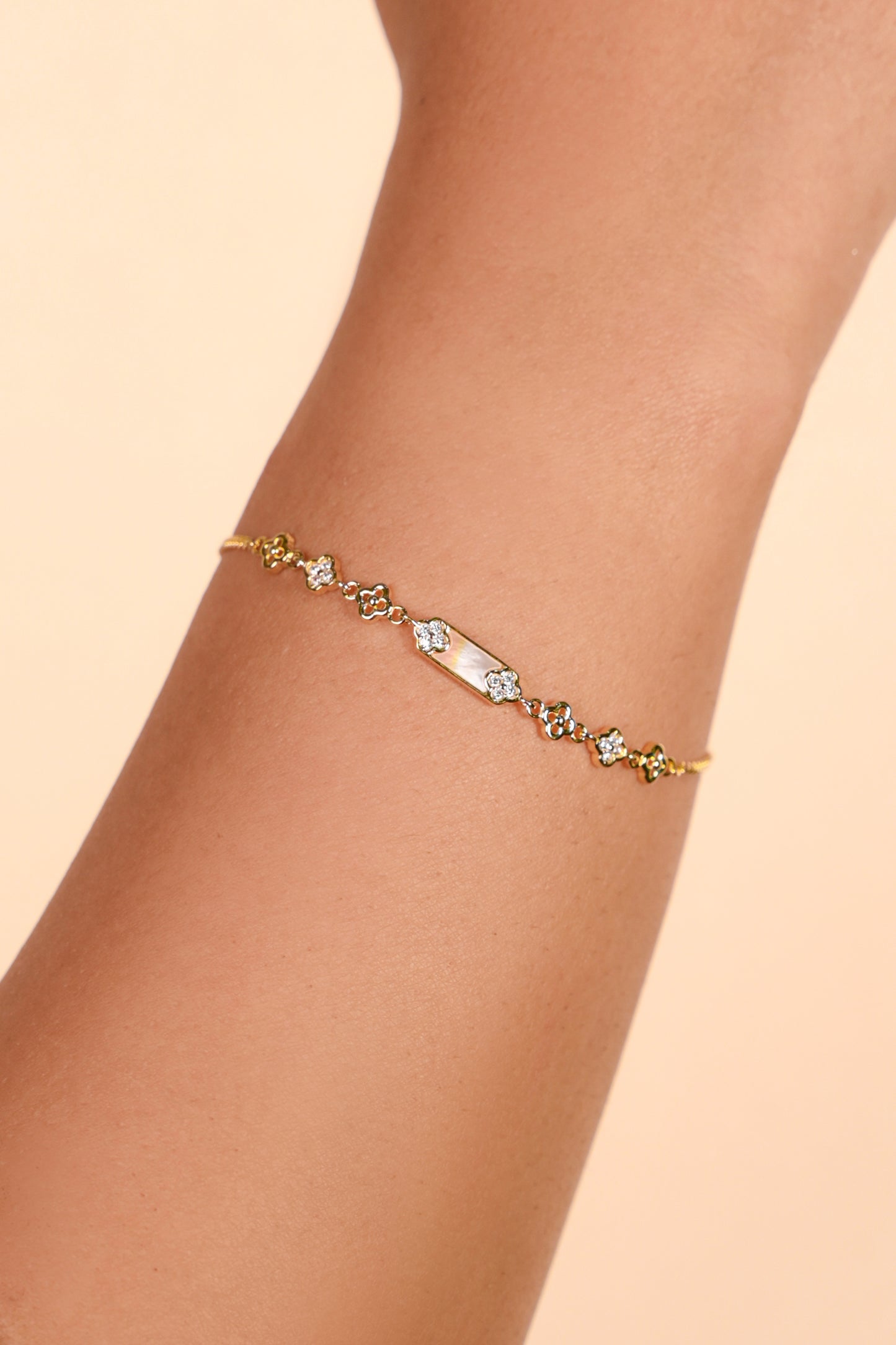 Petite Fleur Link Bracelet
