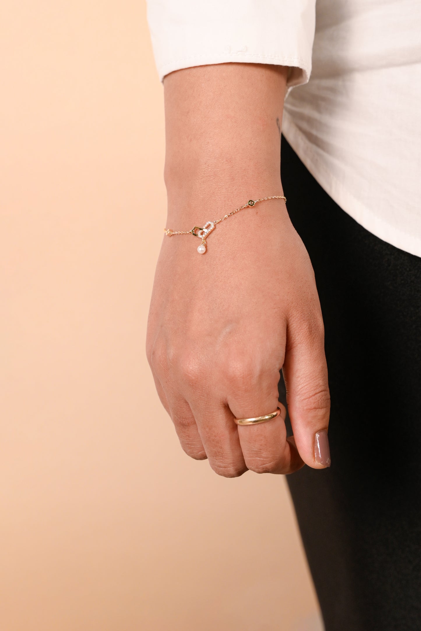 Linked Pearl Drop Bracelet