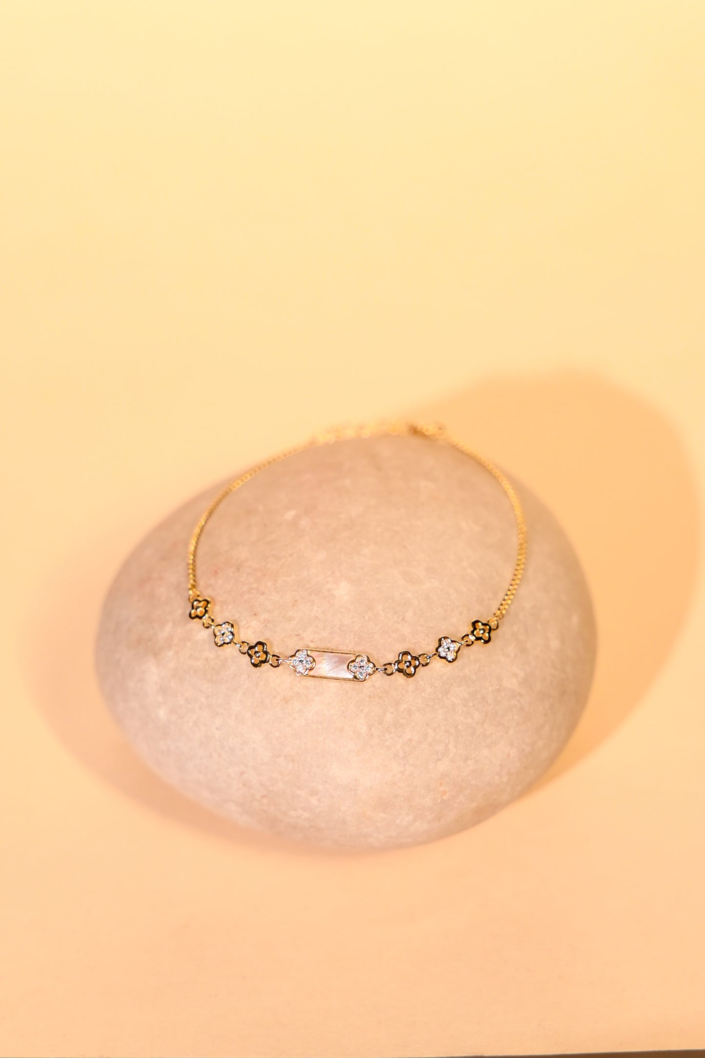 Petite Fleur Link Bracelet
