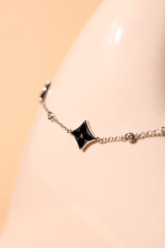 Luxe Clover Enamel Bracelet