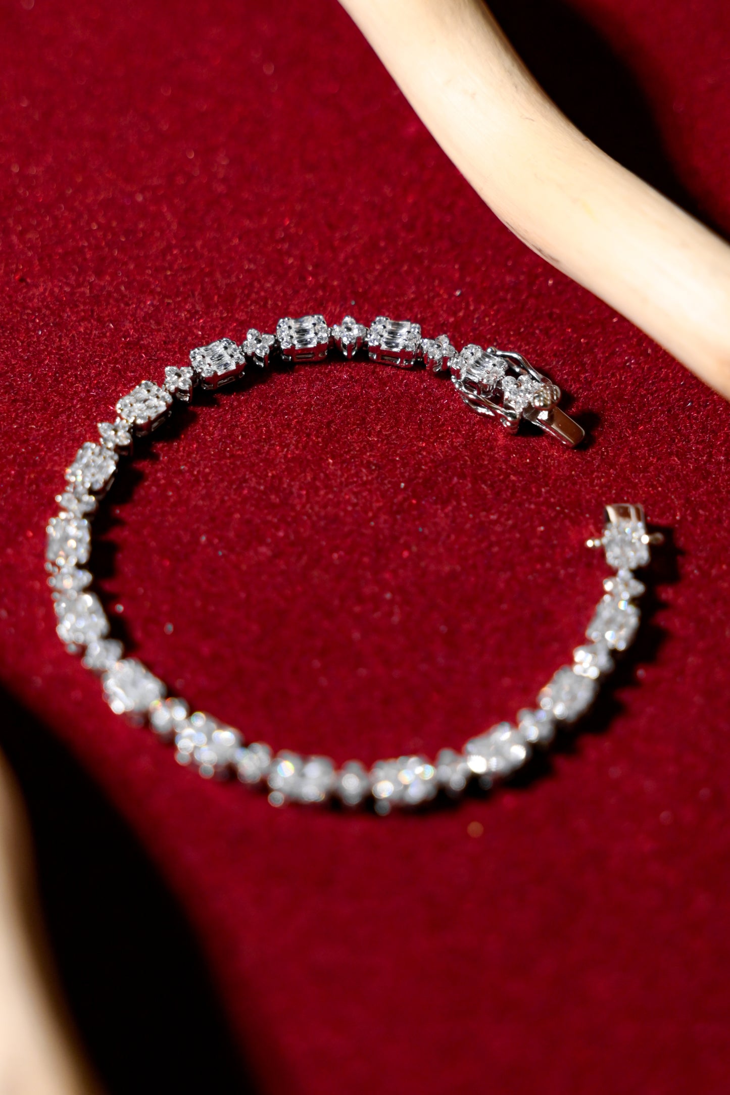 Luminous Classic Tennis Bracelet