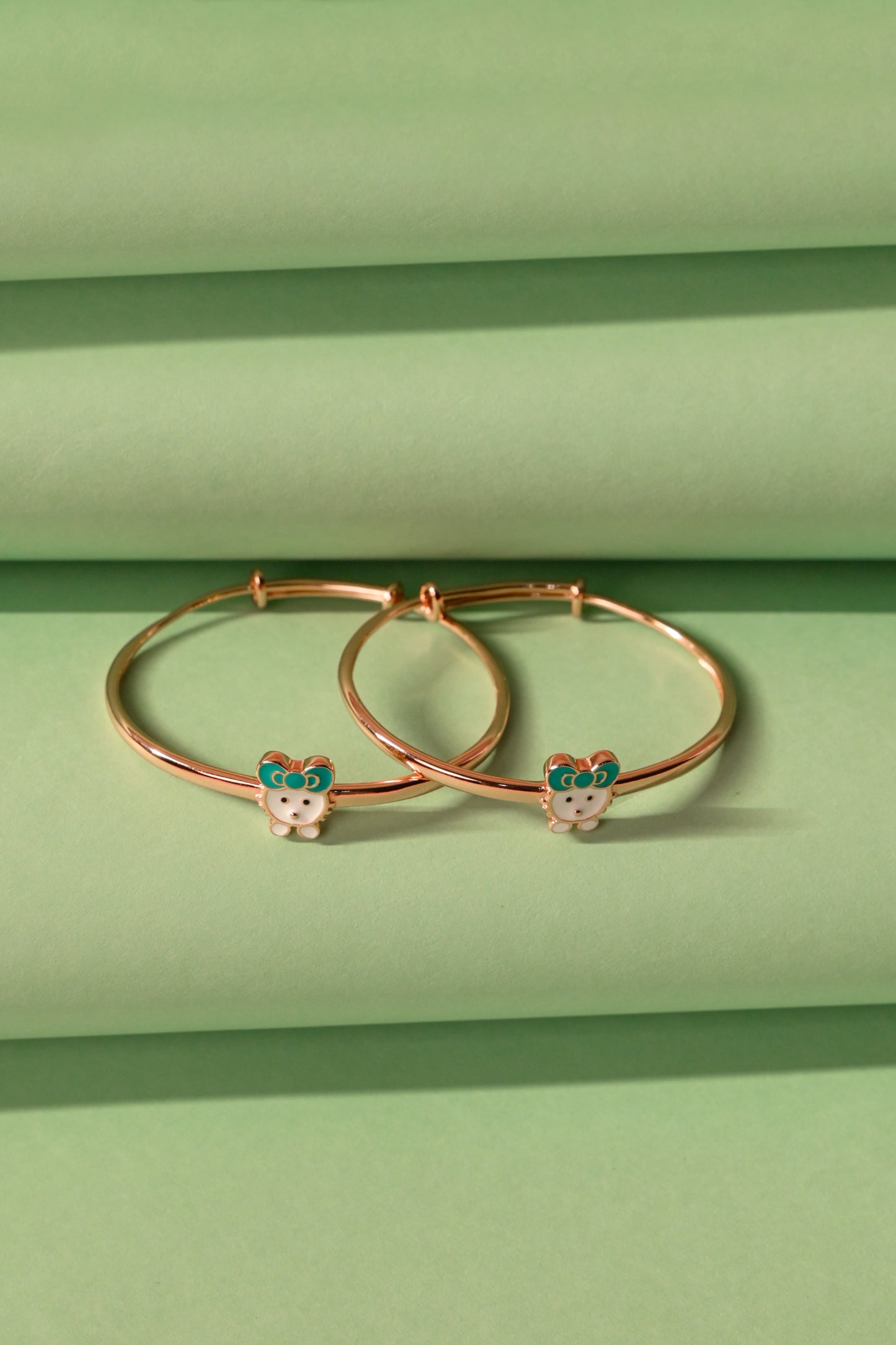 Bear Charm Kids Bracelet (Rose Gold polished) - Green Ear Bear